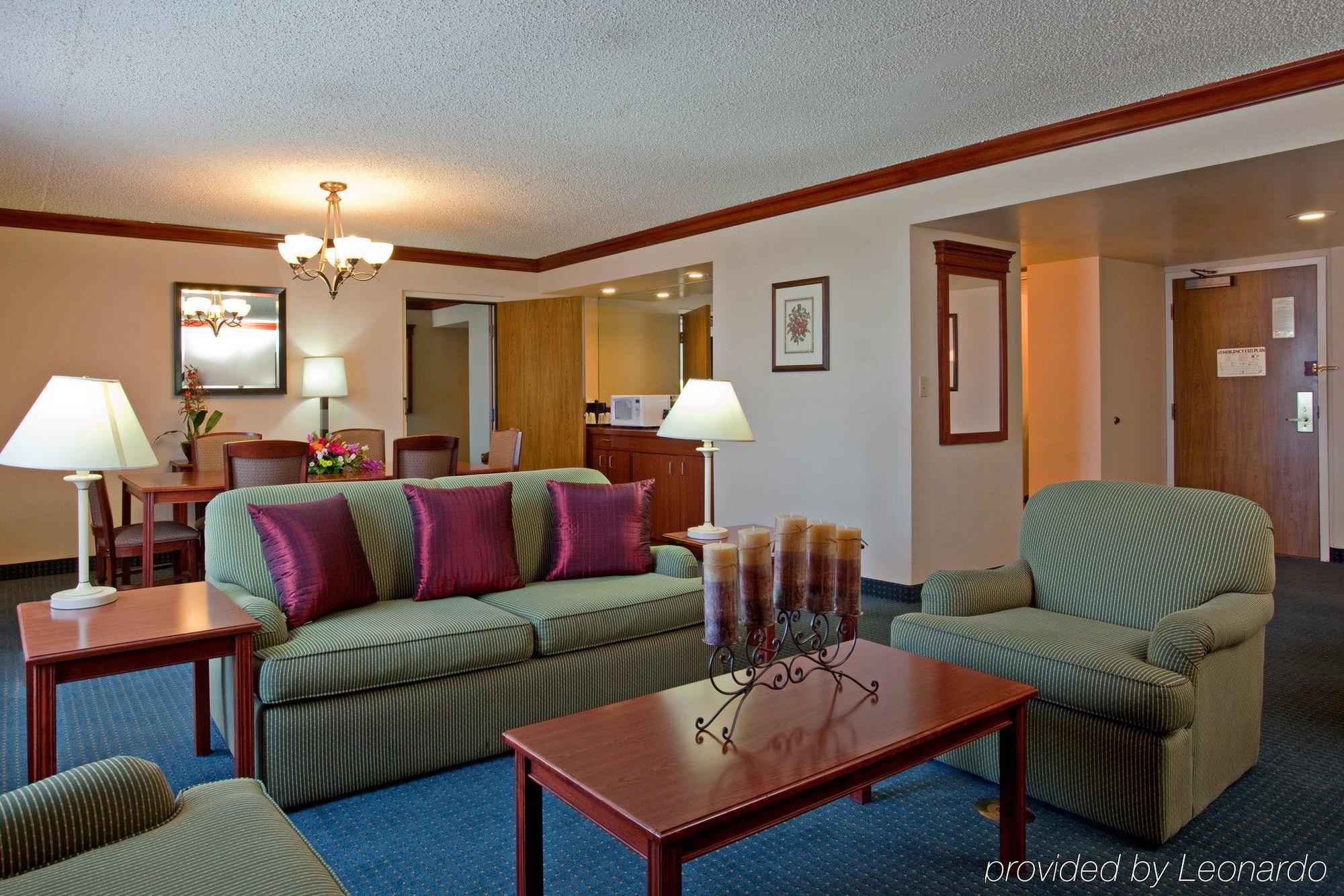 Holiday Inn La Mirada Buena Park By Ihg Intérieur photo
